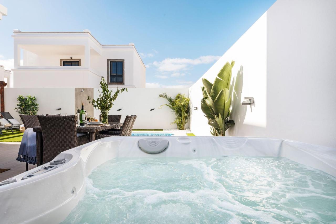 Villa Palmera Jacuzzi 야이자 외부 사진
